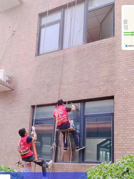 雨山承接各类窗户玻璃维修